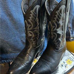 Laredo Black Cowboy Boots with Gray Embroidery